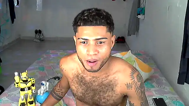 [4 Feb 09:25] Private Show - video AXionX kameramallilta