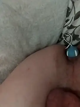 Sissywhore - video by Wantmyassfilled cam model