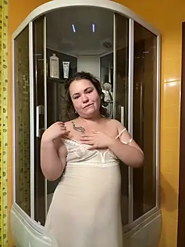 very hot 🥵🥵🥵 - video by GoldMuse cam model