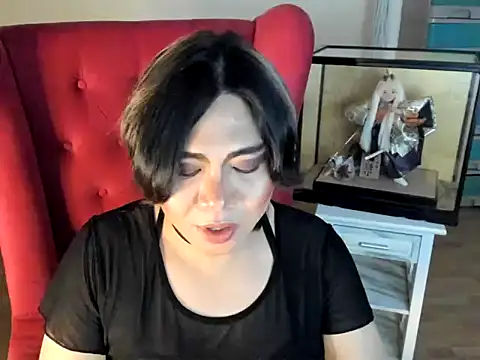 [23 Nov 18:35] Private Show - video by GoldenTs69 cam model