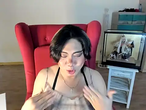 [29 Nov 15:03] Private Show - video by GoldenTs69 cam model