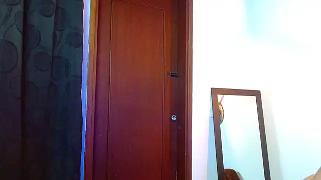 Rub Pussy Hard 😋 - vídeo de rachel_mds modelo de câmara