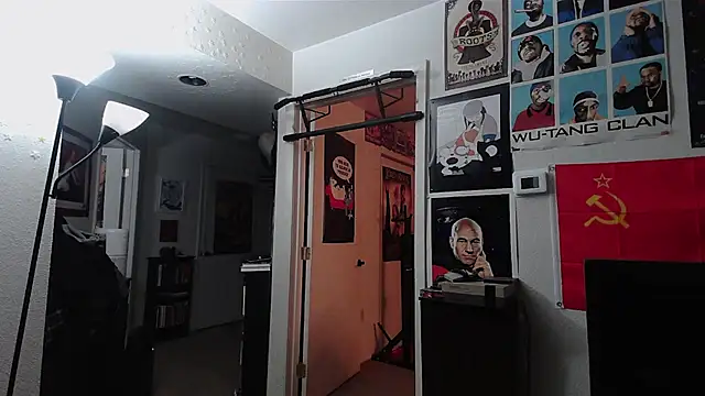 Pull Ups and Goofiness - Video von biggerisbetter12 Cam-Model