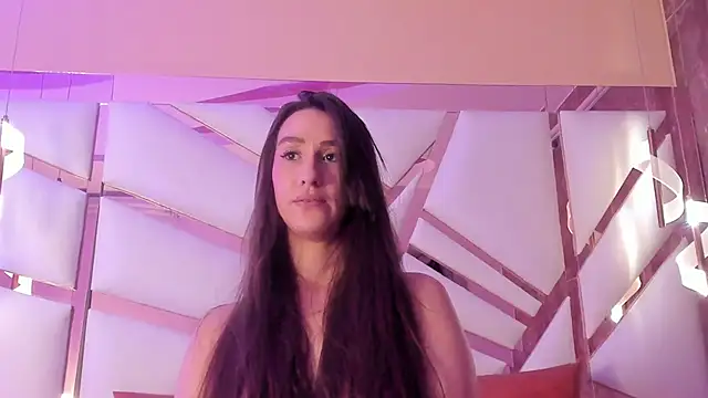 [1 Mar  How they love... destruction – video od webkamerové modelky Catalina-Thompson