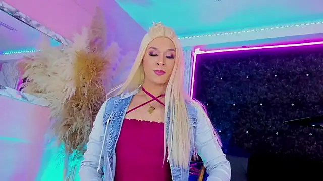 show twekrn penelope and dildo - video by Queens_Wonders_Blonders cam model