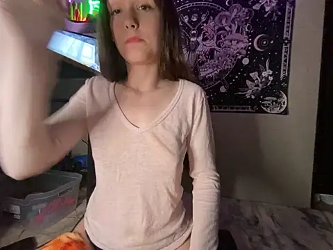 [10 Apr 02:09] Public Show - video di Thedeepwebcutie modella di cam