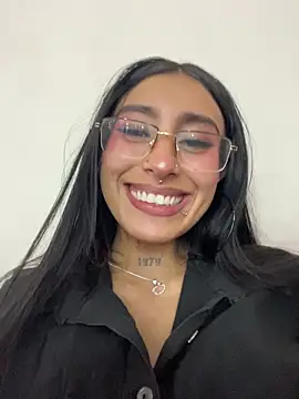 Private Show full cumm and squirtt🥛💦 - vidéo du modèle de showcams Violeet-Smith