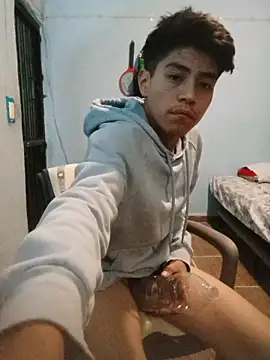 [7 Feb 03:15] Public Show - video van 666Daemon666 cam-model