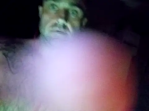 [15 Jan 20:50] Public Show - vidéo du modèle de showcams BulbasaurIsmettv