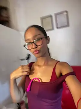 sweet temptation at office - GiselleVice 캠 모델의 동영상