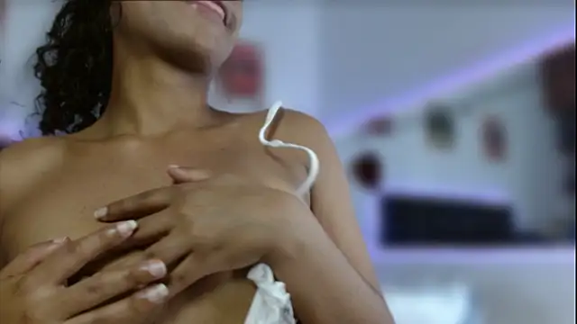 [12 Nov 09:57] Public Show - video by antonella_pink2 cam model