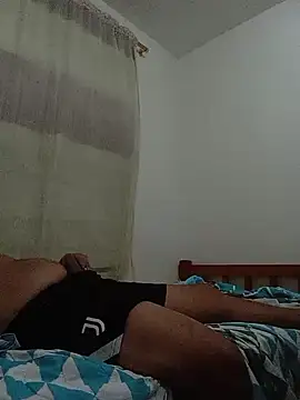[19 Nov 00:37] Public Show - video by Fire_latino cam model