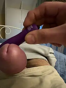 [9 Dec 12:47] Public Show - video by krycha14 cam model