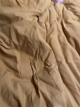 Gorge profonde avec grosse ejac faciale - video by Catalleyasexy cam model