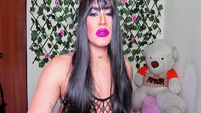 you play with my cock and my feet - video by Melania_ferr cam model