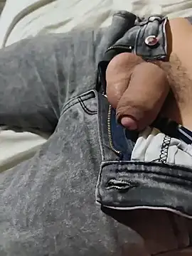 Mamada a mi primo - video by taylor1991V cam model