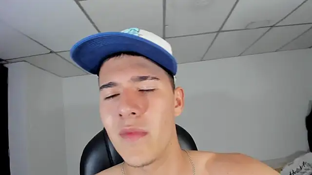 Private Show ;) - video by Aleck_Boy cam model