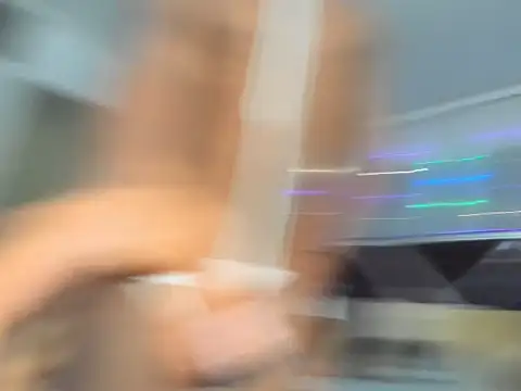 mmm sexy body  💋 - vidéo du modèle de showcams Santy_bigcock_01