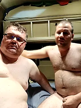 Suck oral - video by Chubbytop454 cam model