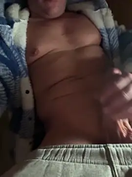 [24 Dec 04:45] Public Show - відео від вебкаммоделі miguel910921