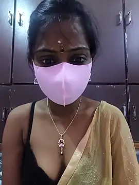 Show.04 – video af siritelugubutterfly cam-model