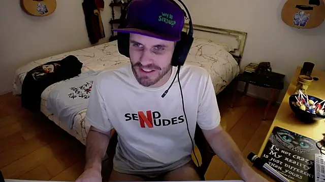 [20 Nov 07:19] Private Show with CUM! - vidéo du modèle de showcams skatejocke