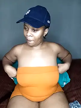 Rubbing my clit - video av Emmylove-xr25 cam model