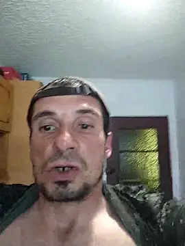 [23 Apr 09:47] Public Show - video van WardedStand cam-model