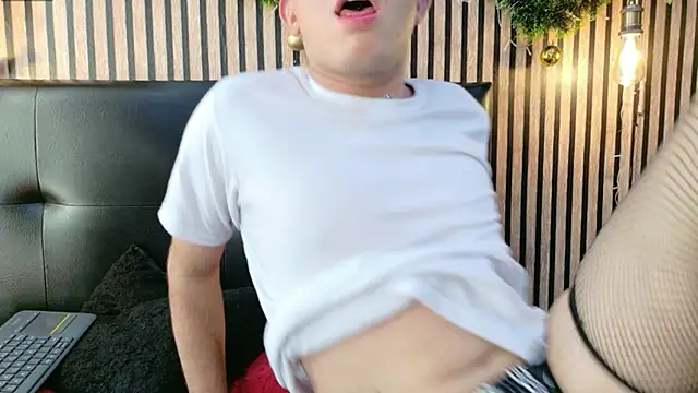 [22 Nov 15:16] Private Show - video by Cyrus_Wlaker cam model