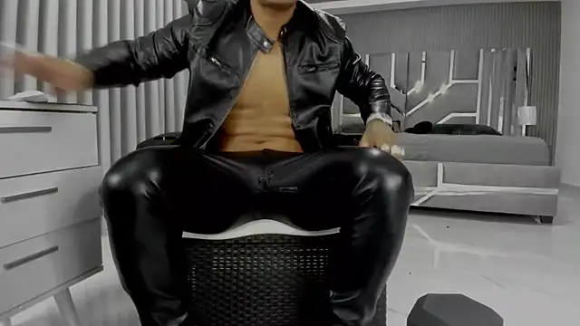 leather hot - vídeo de la modelo de cam master_jens