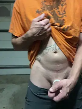 [21 Oct 03:19] Public Show - video by TactfulDigger cam model