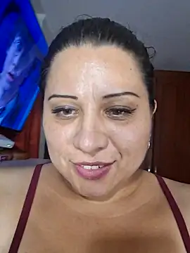 SHOWIN MY HOUSE - video by Catalinajane1 cam model