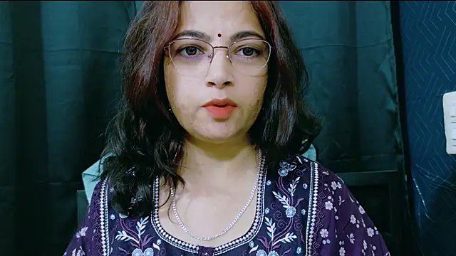 [25 Nov 18:26] Private Show - vidéo du modèle de showcams niha40