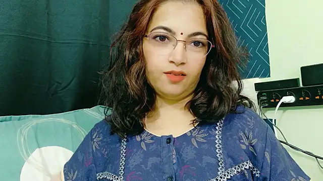 [28 Nov 10:34] Private Show - vidéo du modèle de showcams niha40