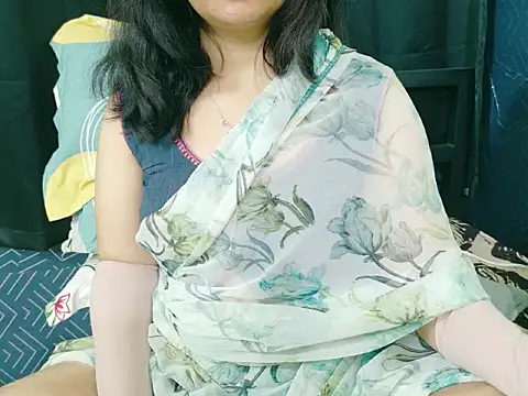 [22 Jan 12:23] Public Show - video by Horny_Hairy_Mumma cam model