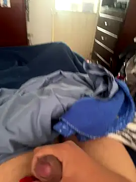 [1 Dec 08:41] Public Show - video by cris1122 cam model