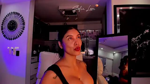 a delicious role play - video của người mẫu cam sofiasexhot