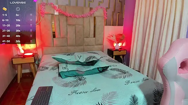 ❤️‍🔥Make me vibrate and give pleasure💗Online Now🫧 - video by anisha_zambrano cam model