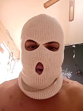 [21 Jan 16:35] Private Show - video van santosinsanta cam-model