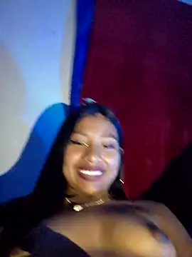 A rich squirt. 🌸🍆🍑 - video by GabySpanic12 cam model