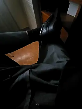 [28 Nov 13:04] Public Show - vidéo du modèle de showcams Raika25