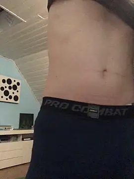 [3 Jan 02:46] Public Show - video của người mẫu cam Spielzeugtwink