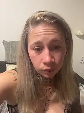 Mein Vibrator kommt mal wieder zum Einsatz! - video by Antoniia69 cam model