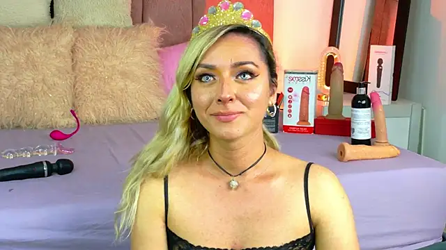 juicy exciting masturbation - video od modelky/modela Lunitaa_Diva