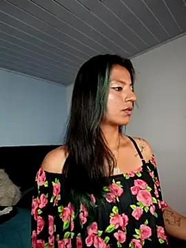 Private Show red day - video di SamathaMay modella di cam