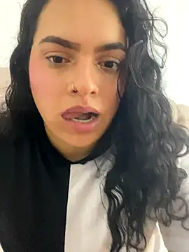 Play with my bib boobs - 視頻由 Ambar85 主播提供