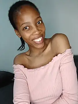 [30 Nov 19:43] Private Show－カメラキャストのMsParisSmithの動画