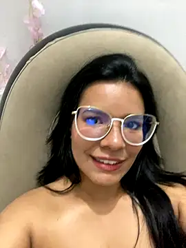 my face very horny - video by CATHA_EF cam model