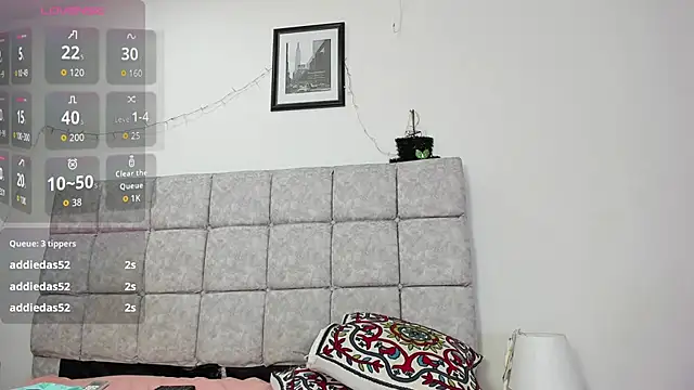 a pretty face with a lot of saliva for you love - video by sofiia_smith_ cam model