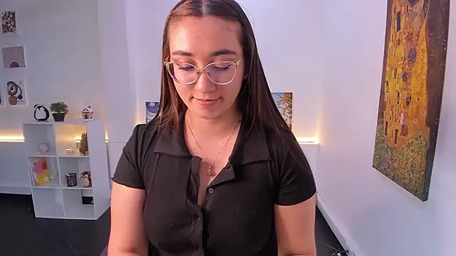 Curiosity always wins – video af SwettieSammy cam-model